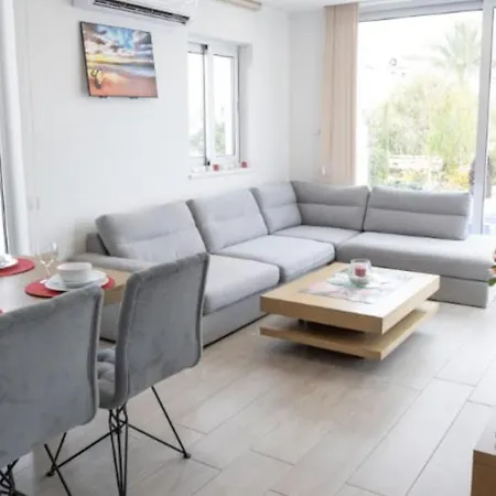 Villa Mylos Luxury 3 Bed With Private Pool